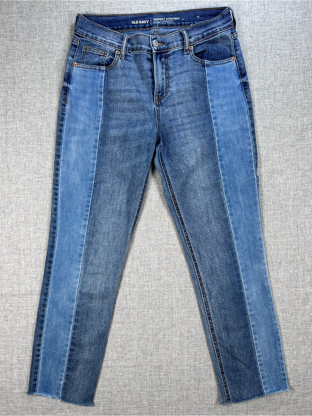 Old Navy Perfect Straight Two Tone Jeans Women’s 4 Cropped Raw Hem